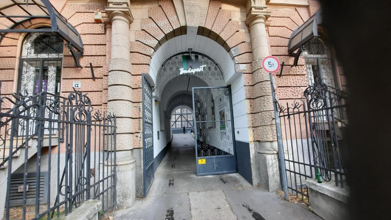 Appartamento Hi-bp In-budapest Studio Apartman 1 Free Parking